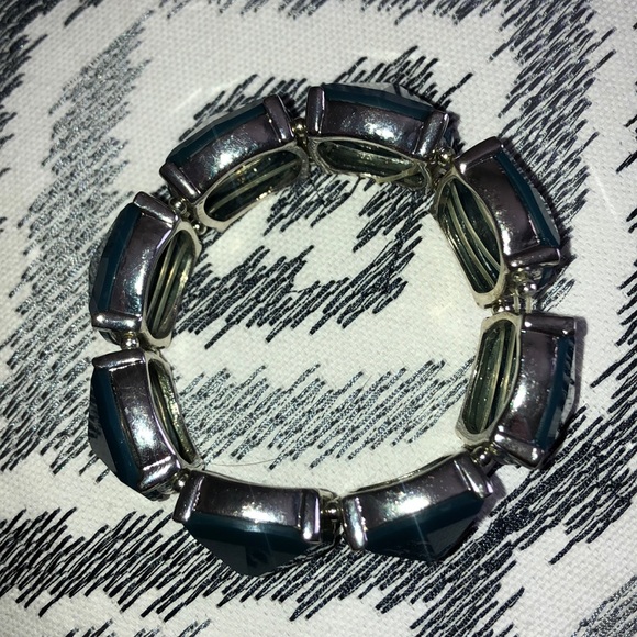 Blue Bracelet with Silver Hardware - Picture 3 of 4